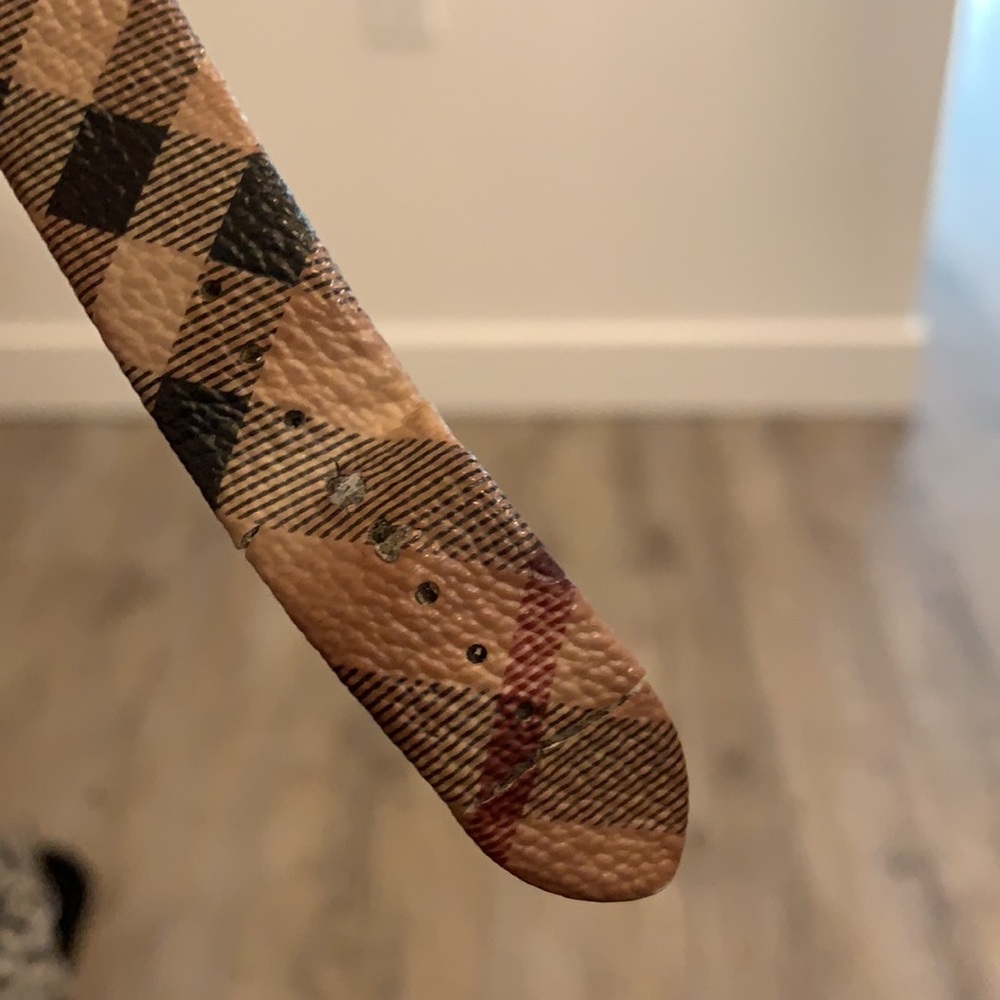 Burberry Watch - Picture 2 of 3